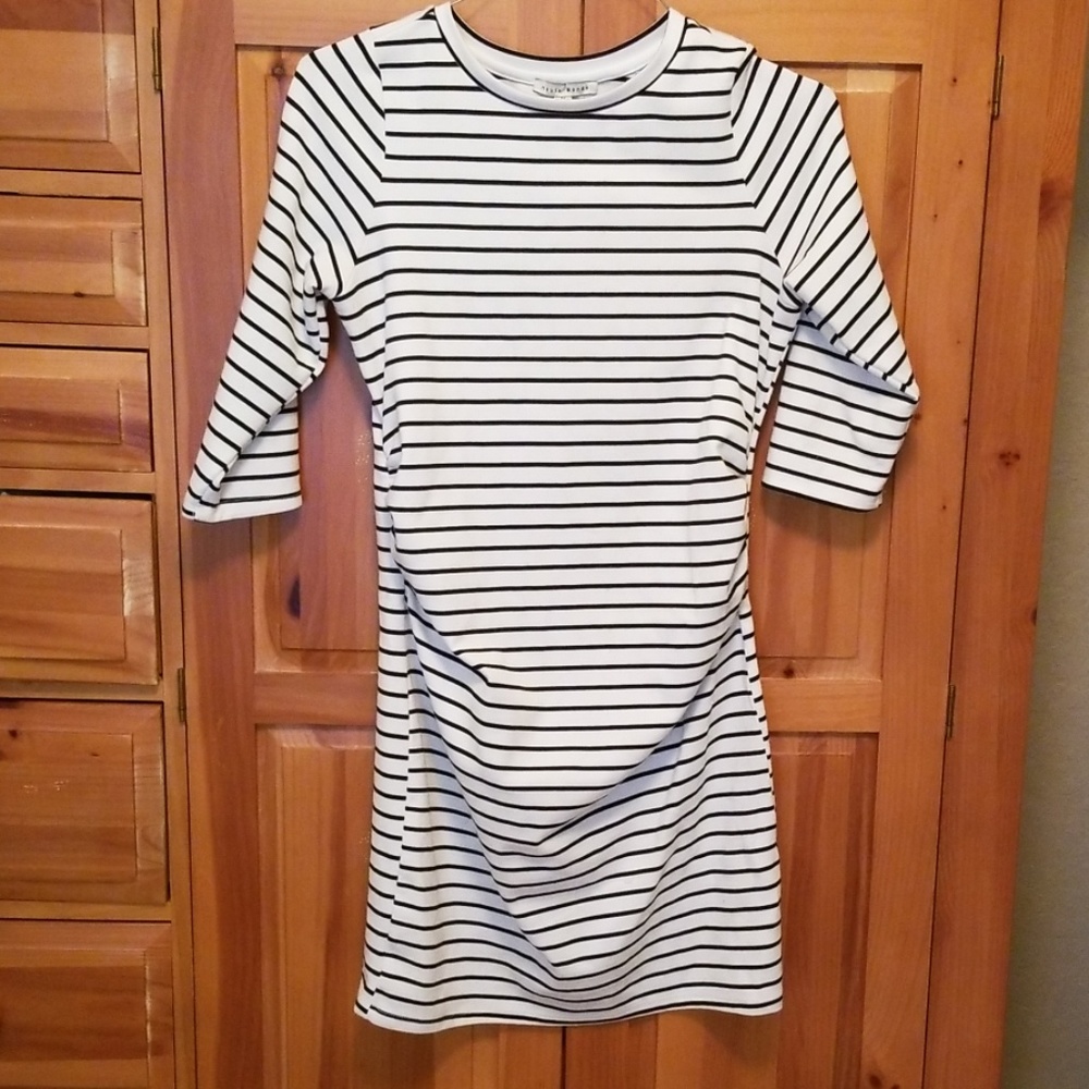 Maternity dress